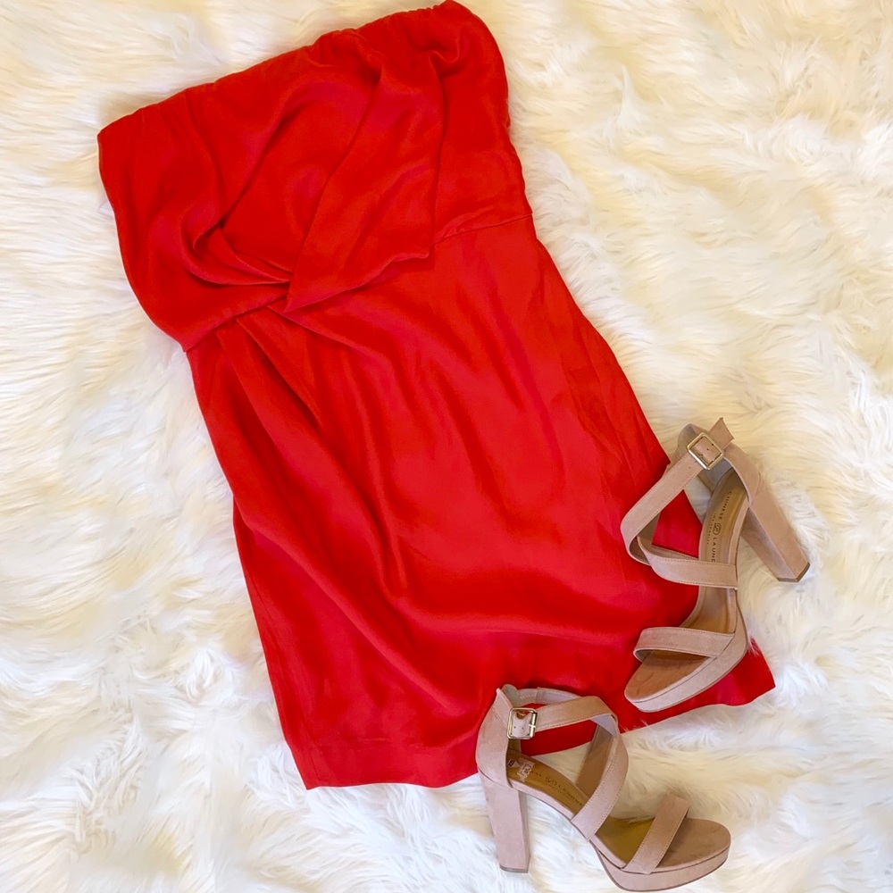 BCBG Strapless Blouson Tulip Dress Passion NWT 10